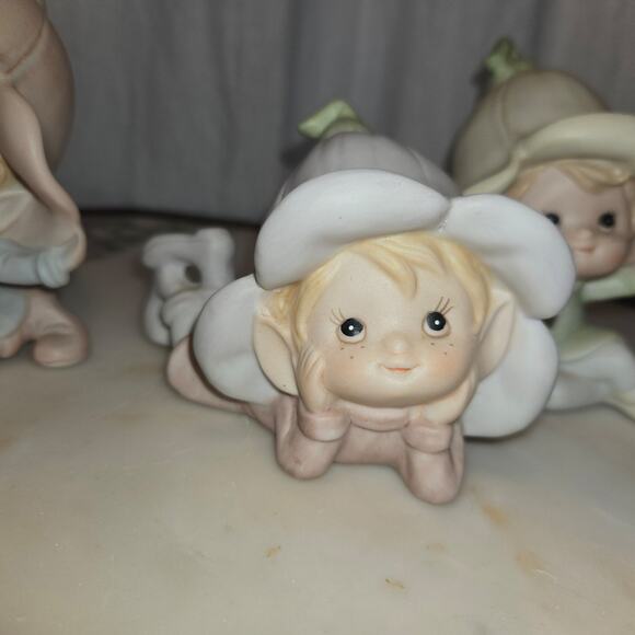 Vintage Homco Pastel Pixie Fairy Garden Elves - Picture 3 of 12